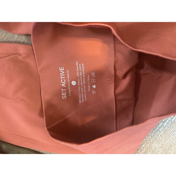 SET ACTIVE size small bundle - Picture 2 of 4